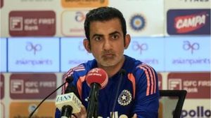 ట్రోఫీలు గెలవడమే నా పని.. వారి అభిప్రాయాలు, ఇష్టాలు అక్కర్లేదు: గౌతమ్ గంభీర్