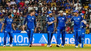 IPL 2027: లక్నో సూపర్ జెయింట్స్ ఆటగాళ్లపై కన్నేసిన ముంబై ఇండియన్స్!