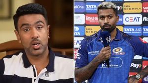 హార్దిక్‌ పాండ్యా‌ను అడ్డు పెట్టి ముంబై ఆ ఆటగాళ్లను టార్గెట్ చేస్తోంది: అశ్విన్