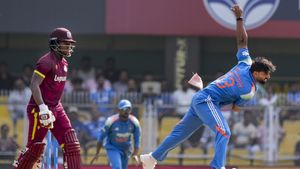 IND vs WI: అరంగేట్రంలోనే చెత్త రికార్డ్!