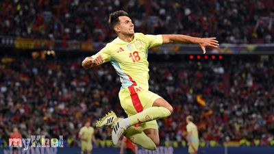 Martin Zubimendi Set To Thrive In Premier League, According To Former Teammate Roberto Lopez