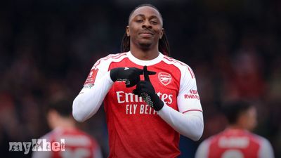Arsenal Edge Mansfield Town 2-1 As Eze Winner Keeps Quadruple Hopes Alive