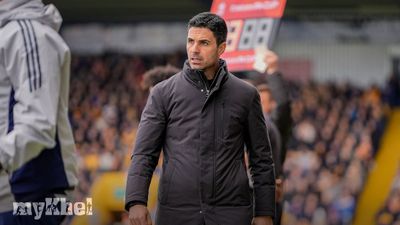 Arsenal Playing Style Criticism Defended By Rooney