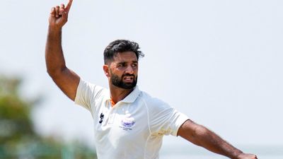 'Auqib Nabi Sat Heartbroken': The Gesture That Gave the 'Baramulla Express' His First Platform | Exclusive