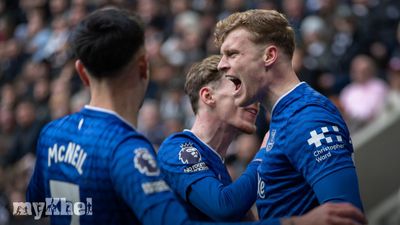 Moyes Urges Everton To Push On After Reaching 40-point Mark