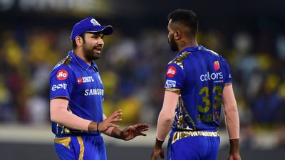 MI vs KKR: Mumbai Indians First IPL Team to Reach Prestigious Milestone as Rohit Sharma, Hardik Pandya take Field