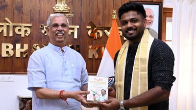 Sanju Samson receives Four Gifts from Kerala Governor, Later CM Pinarayi Vijayan Felicitates India Star