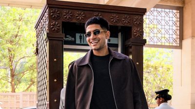 Shubman Gill Buys ₹20.7 Cr Mumbai Apartment in Juhu - Price, Stamp Duty & Property Details