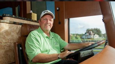Why is Mark Calcavecchia Kicked Out of Augusta Masters for Using Phone? Reason Explained