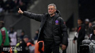 PSG Win Over Toulouse Strengthens Title Bid As Kvaratskhelia Shines