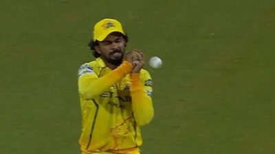 IPL 2026: 'Worst Captain, Should Quit' - Fans Angry as CSK captain Ruturaj Gaikwad Drops Sunil Narine