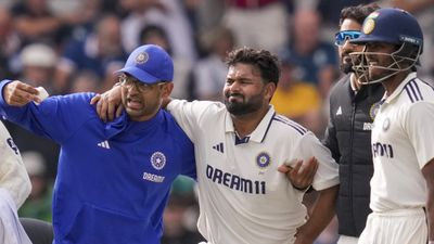 ಐದನೇ ಟೆಸ್ಟ್‌ಗೂ ಮುನ್ನವೇ ಭಾರತಕ್ಕೆ ಪೆಟ್ಟು: ಪಂತ್ ಸರಣಿಯಿಂದ ಔಟ್ 