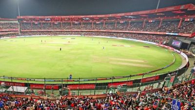 ಚಿನ್ನಸ್ವಾಮಿಯಲ್ಲಿ 11 ಆಸನಗಳು ಖಾಲಿ, ಕಾಲ್ತುಳಿತದಲ್ಲಿ ಮೃತಪಟ್ಟ ಆರ್ಸಿಬಿ ಅಭಿಮಾನಿಗಳಿಗೆ ವಿಶೇಷ ಗೌರವ