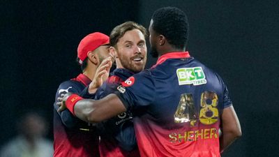 RCB ದಾಖಲೆಯ ಗೆಲುವಿನಲ್ಲಿ ಮಿಂಚಿದ ಫಿಲ್‌ ಸಾಲ್ಟ್‌ ಹಿಡಿದ ಸೂಪರ್ ಕ್ಯಾಚ್‌