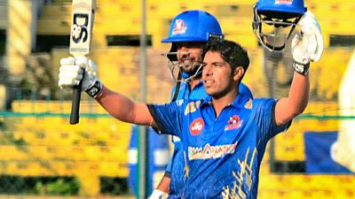 21 ಸಿಕ್ಸರ್‌, 282 ಸ್ಟ್ರೈಕ್ ರೇಟ್‌ನಲ್ಲಿ ಬ್ಯಾಟ್ ಮಾಡಿದ ಆರ್‌ಸಿಬಿ ಕೈ ಬಿಟ್ಟ ಸ್ವಸ್ತಿಕ್ ಚಿಕಾರ