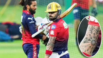 Virat Kohli Tattoo: ಹೊಸ ಟ್ಯಾಟೂ ಹಾಕಿಸಿಕೊಂಡ ವಿರಾಟ್‌ ಕೊಹ್ಲಿ, ರಹಸ್ಯವೇನು?