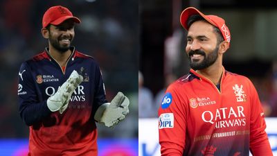 ഡി.കെ ഇന്ത്യൻ കോച്ചാകണം, അല്ലെങ്കിൽ ഇംഗ്ലണ്ടോ ഓസ്‌ട്രേലിയയോ കൊണ്ടുപോകും! ആർസിബി താരം പറയുന്നു