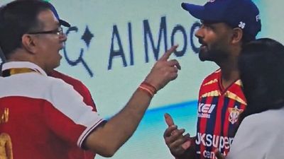 IPL 2026: രാഹുലിന് പിന്നാലെ പന്തിനും ഗോയങ്കയുടെ 'കൊട്ട്'!; ലക്നൗ ഉടമയ്ക്ക് നേരെ ആരാധക രോഷം, പുകയുന്ന വിവാദം