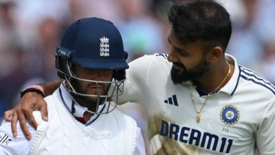 IND vs ENG: தொடர் முடிந்து 4 நாள் ஆச்சு.. இன்னும் அழுகும் இங்கிலாந்து.. தடை விதிக்கனும் என பேச்சு
