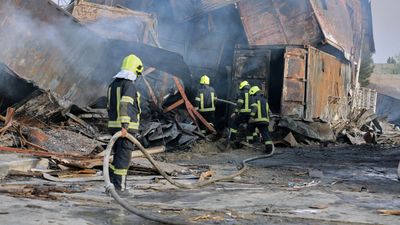 பாகிஸ்தானை இந்தியா தட்டி கேட்க வேண்டும்.. மருத்துவமனை மீதான தாக்குதலுக்கு ஆப்கான் கிரிக்கெட் வீரர் கண்டனம்