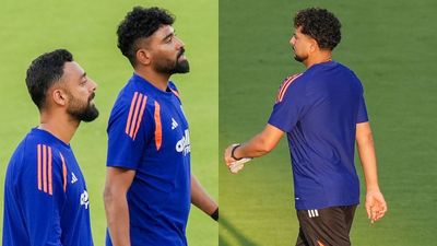 IND vs NZ: ஓரமாக நின்ற வருண்.. உள்ளே வந்த சீனியர்.. பயிற்சியில் நடந்த சம்பவம்.. பைனலில் அணி மாற்றம்?