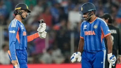 T20 WC Final: 3 உலகக்கோப்பை ரெக்கார்டுகளை நொறுங்கிய இந்திய அணி.. நியூசிலாந்து ஆட்டம் குளோஸ்