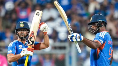 IND vs ENG: அரையிறுதியில் சாம்சன், இசான் கிஷன் சாதனை.. ஆட்டத்தையே மாற்றிய 45 பந்துகள்