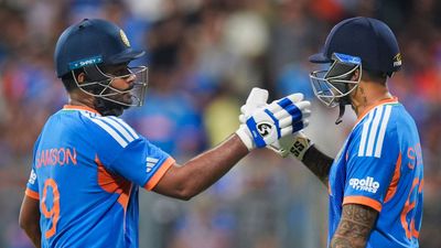 IND vs ENG: அரையிறுதியில் சிக்சர் மழை.. பல சாதனைகளை படைத்த இந்திய அணி.. சாம்சன் மாஸ் சம்பவம்