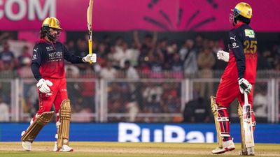 IPL 2026: என்ன தாண்டி ஜெய்க்க முடியுமா?ரஜத் பட்டிதார் வெறித்தனம்..ஆர்சிபி 94/6 யிலிருந்து 201 ரன்கள்