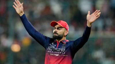 IPL 2026: பெங்களூரு மைதானத்தை சிஎஸ்கே ரசிகர்கள் ஆக்கிரமித்து விடுவார்கள்.. எங்களை விட மாட்டாங்க- விராட் கோலி