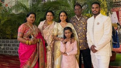 సీక్రెట్‌గా పెళ్లి పీటలెక్కిన ఆర్సీబీ స్టార్ బౌలర్!