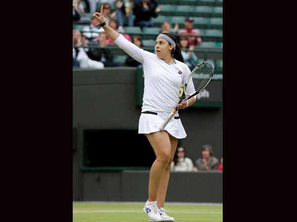 Marion Bartoli enters semis