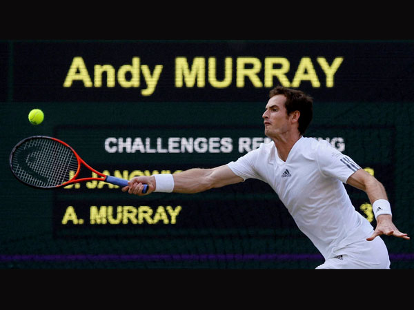 Andy Murray oin action