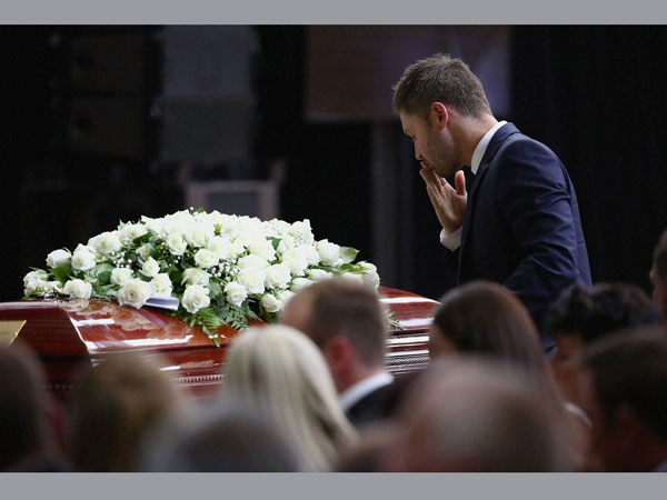 Clarke pays his respect to Hughes