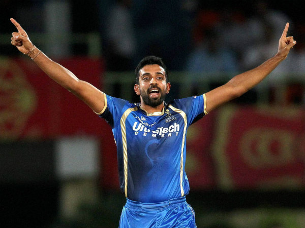 Dhawal Kulkarni celebrates getting Shikhar Dhawan