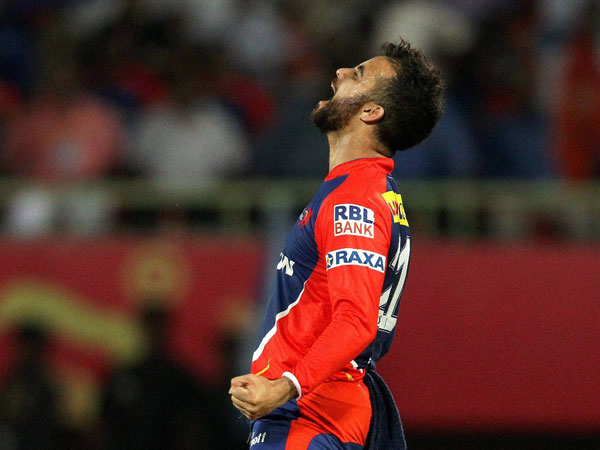 Duminy, The 'Daredevil' roars high !