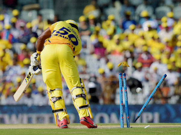 Smith is bowled by Starc