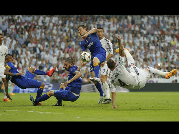 Action from UCL semi-final between Juventus and Real Madrid 