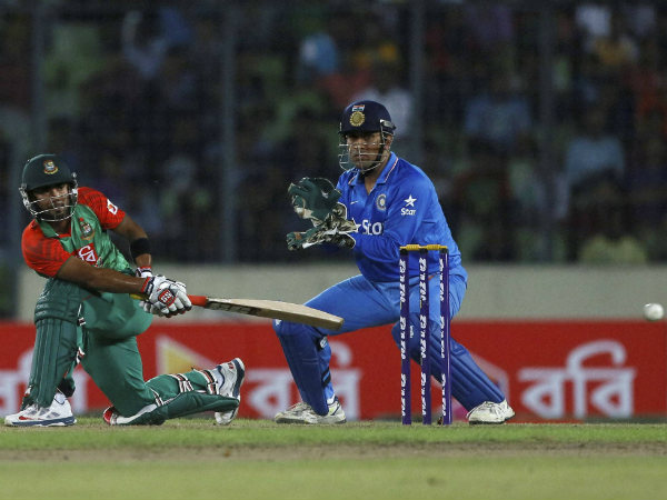 Litton Das plays a shot