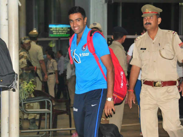  Team India gets warm reception! 