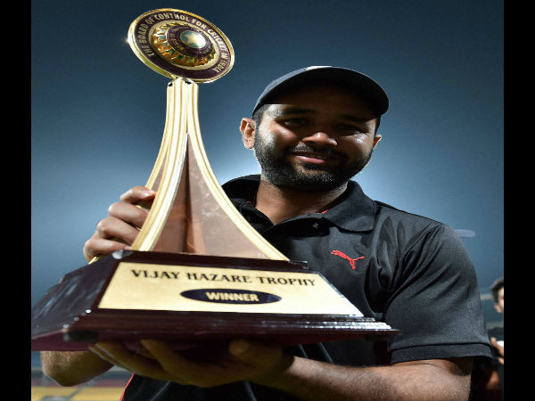 Gujarat Skipper Parthiv Patel with Vijay Hazare trophy