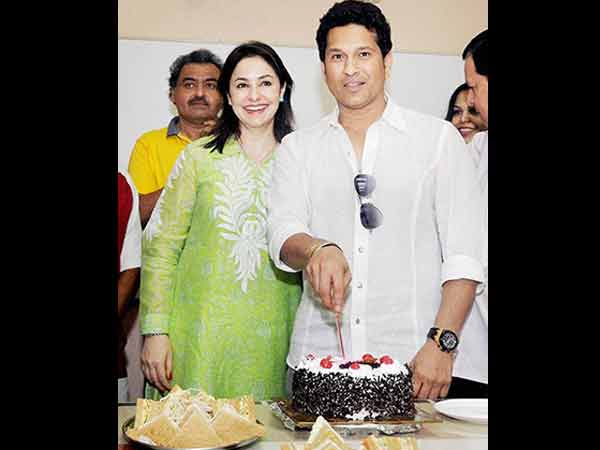 In Pics: Sachin's birthday celebrations