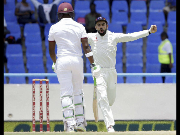 Kohli celebrates the dismissal of Bravo