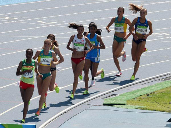 Lalita Shivaji Babar (blue)