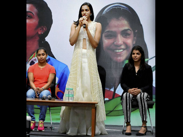 Olympic girls honoured 