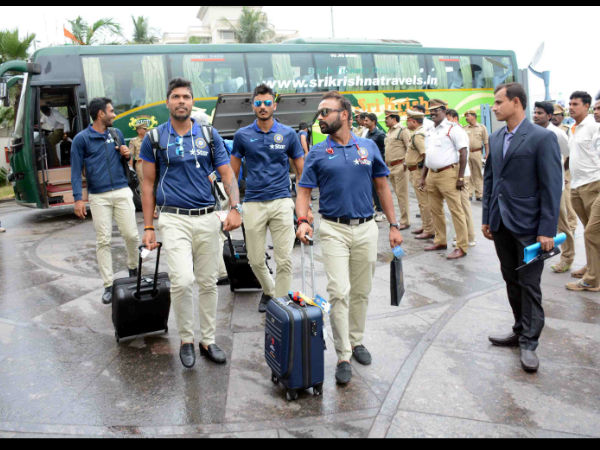 Amit Mishra, Umesh Yadav, Axar Patel