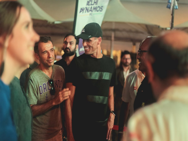 Rivaldo (centre) (Image courtesy: Delhi Dynamos Twitter handle) Rivaldo (centre) (Image courtesy: Delhi Dynamos Twitter handle)