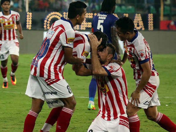 Helder Postiga celebrates