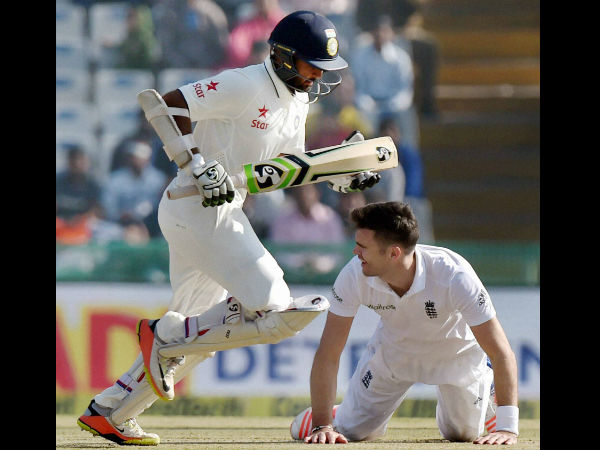 Parthiv Patel slams fifty in comeback match