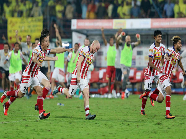 Atletico de Kolkata players run in ecstasy